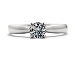 Hearts on Fire  Engagement Ring 356H758W